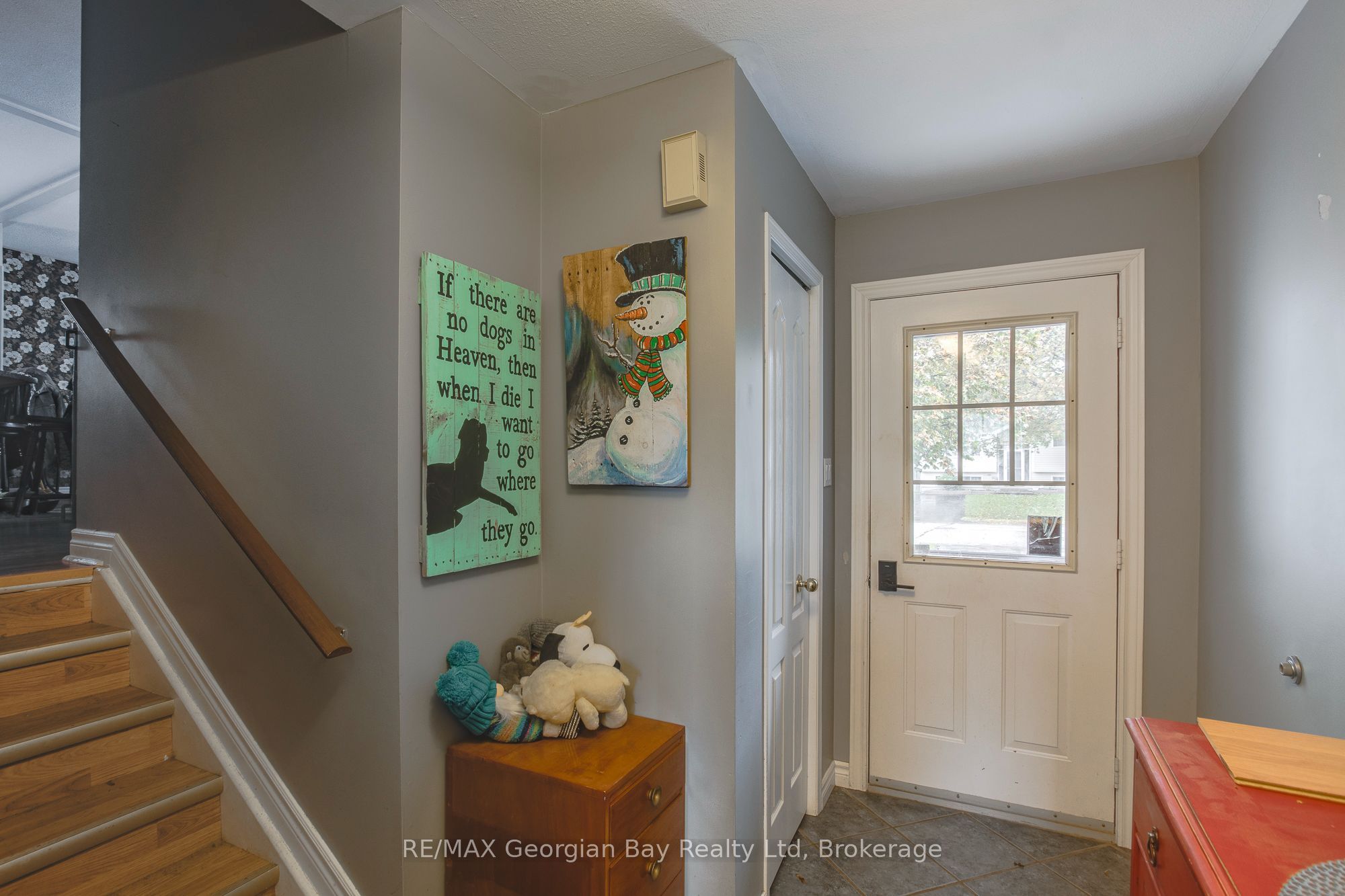 19 Bridle Road