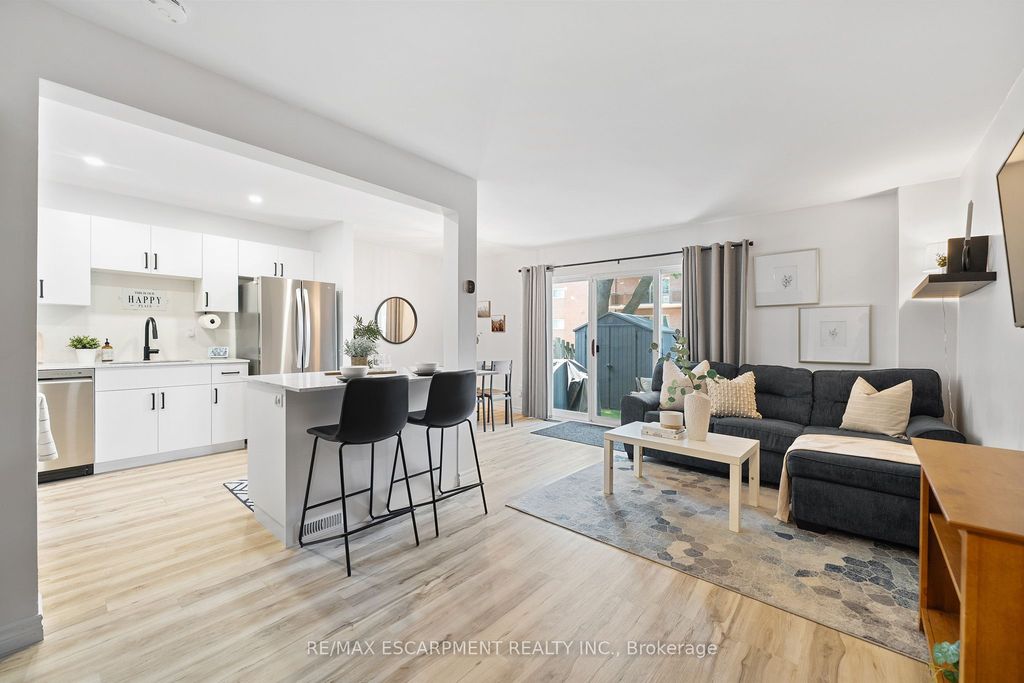 Photo of 17 Old Pine Trail #150, St. Catharines, ON L2M 6P9 (MLS # X12592760)