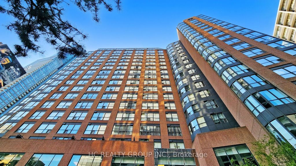 Photo of 7 Carlton Street #905, Toronto, ON M5B 2M3 (MLS # C12478920)