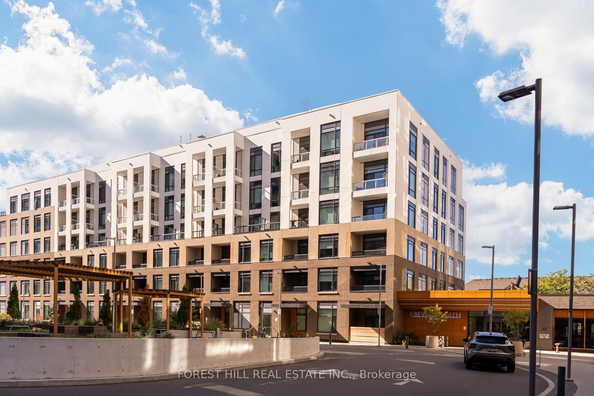 8 Beverley Glen Boulevard 217