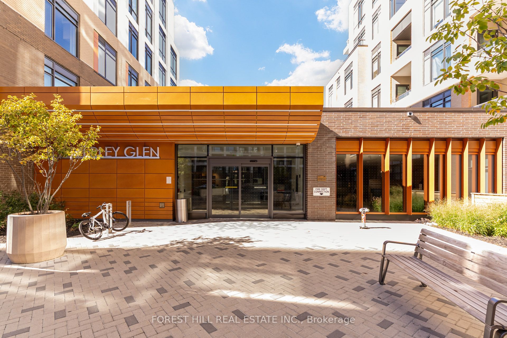 8 Beverley Glen Boulevard 217