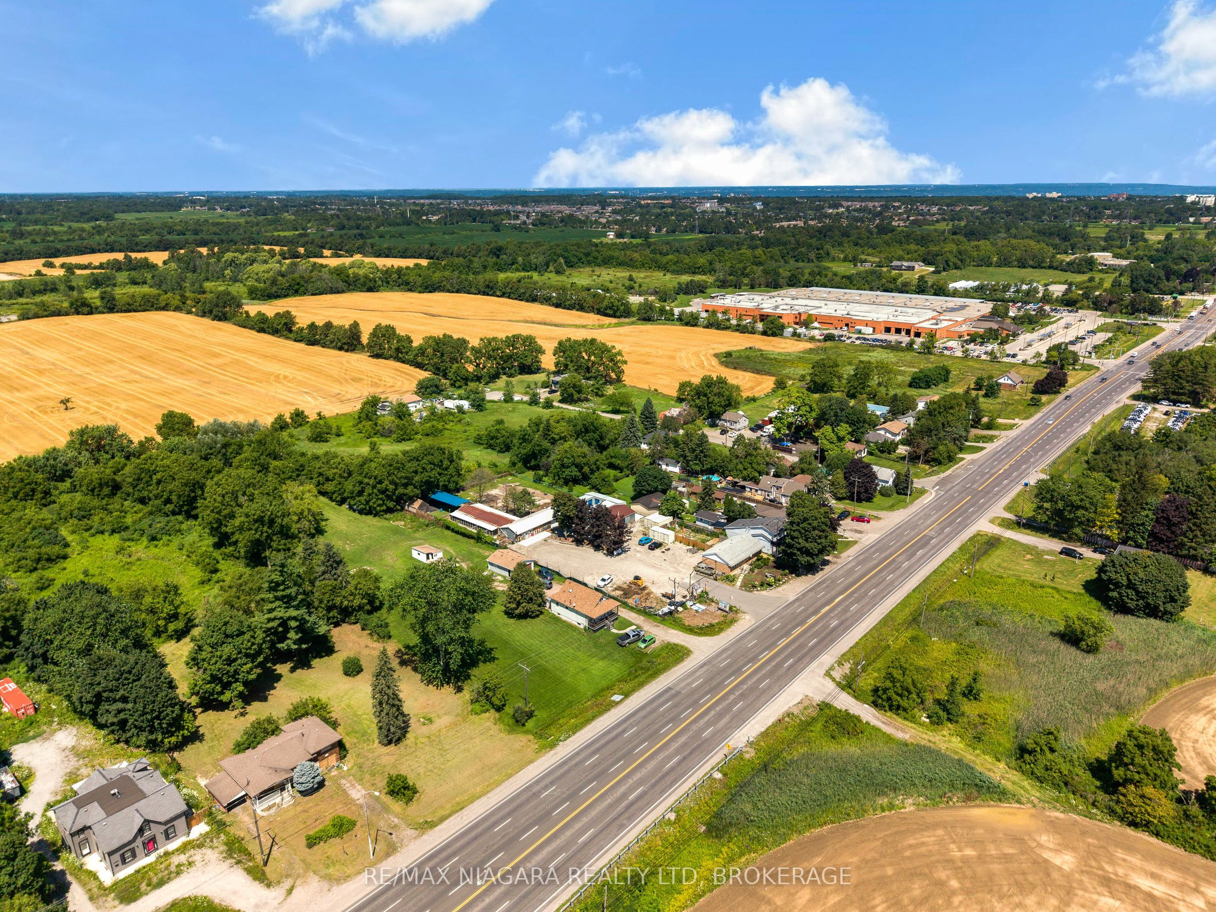2300 Hwy 6 Highway