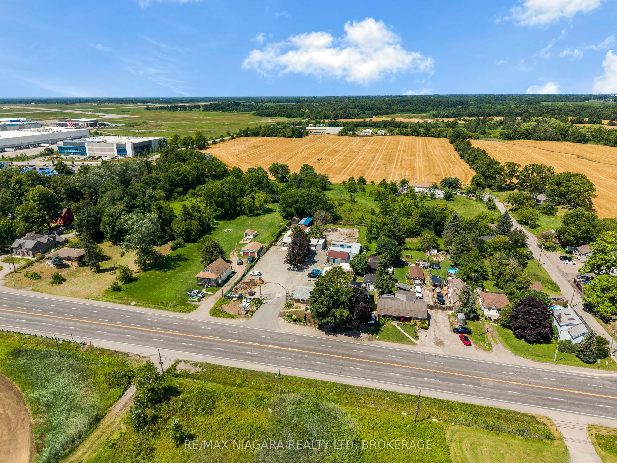 2300 Hwy 6 Highway