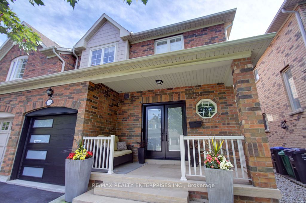 Photo of 3260 Respond Road, Mississauga, ON L5M 7X4 (MLS # W13017966)