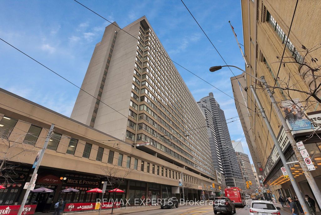 Photo of 45 Carlton Street #1114, Toronto, ON M5B 2H9 (MLS # C13034464)