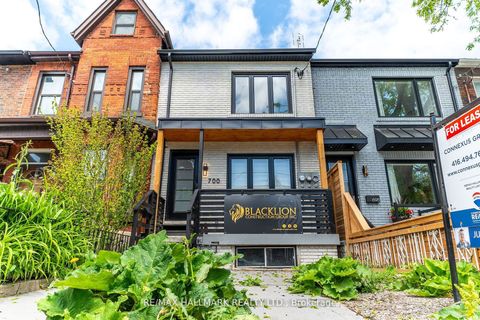 700 Adelaide Street W Upper Toronto ON M6J 1B1