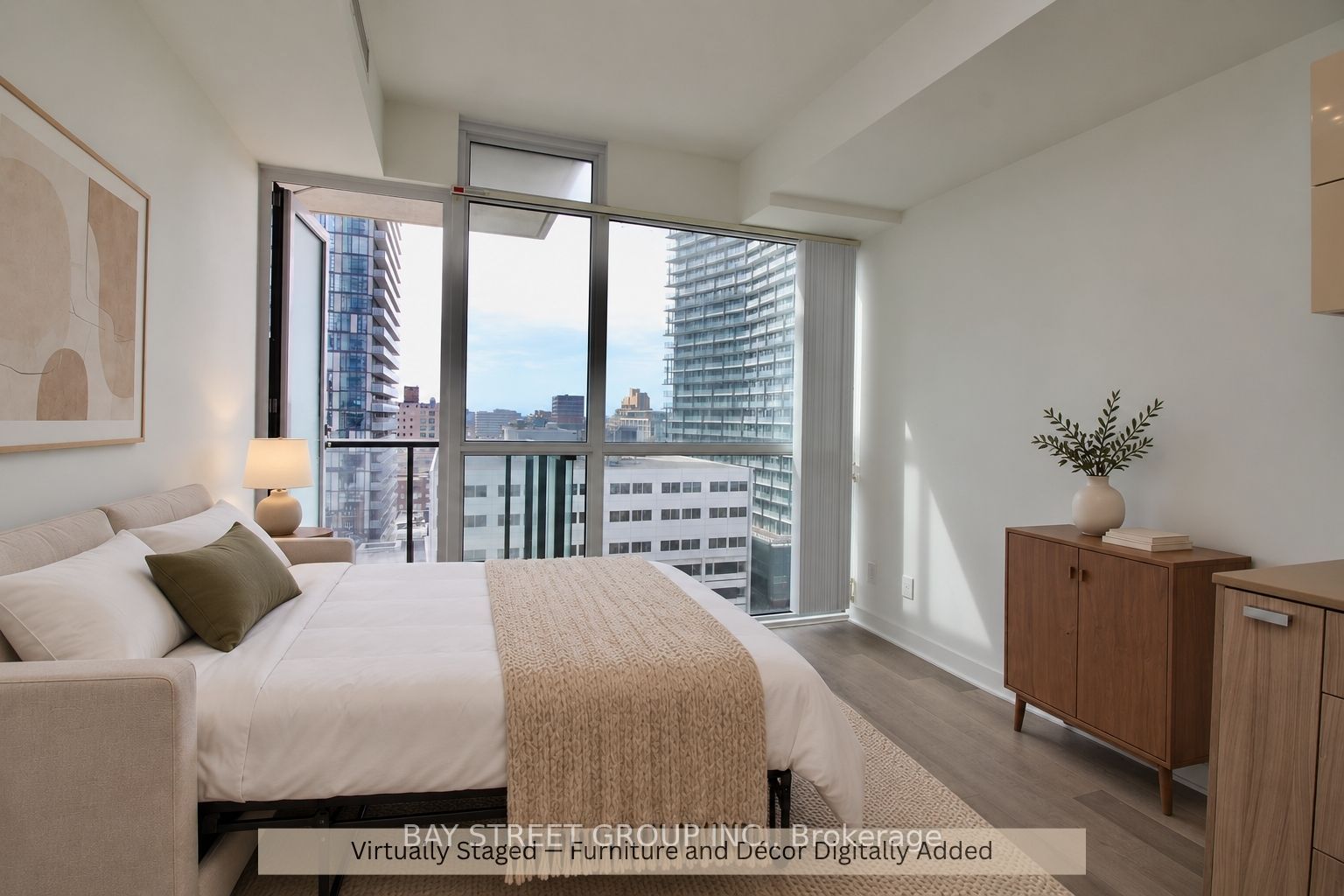 290 Adelaide Street W 1303