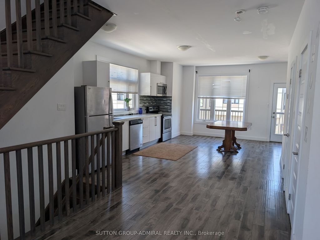 Photo of 540 Essa Road #17, Barrie, ON L4N 9E5 (MLS # S13219816)