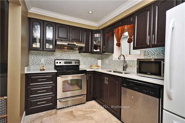 7446 Homeside Gardens