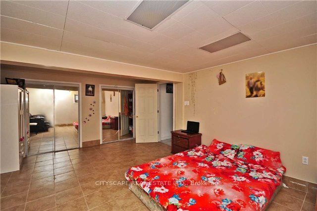 7446 Homeside Gardens