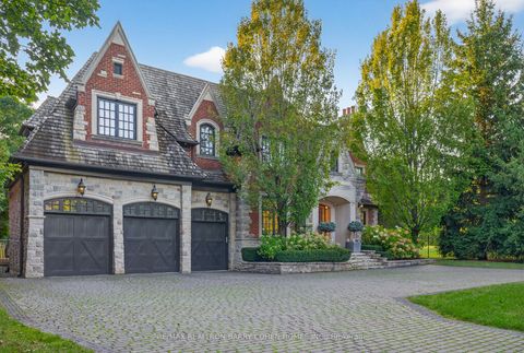 76 Arjay Crescent Toronto ON M2L 1C7