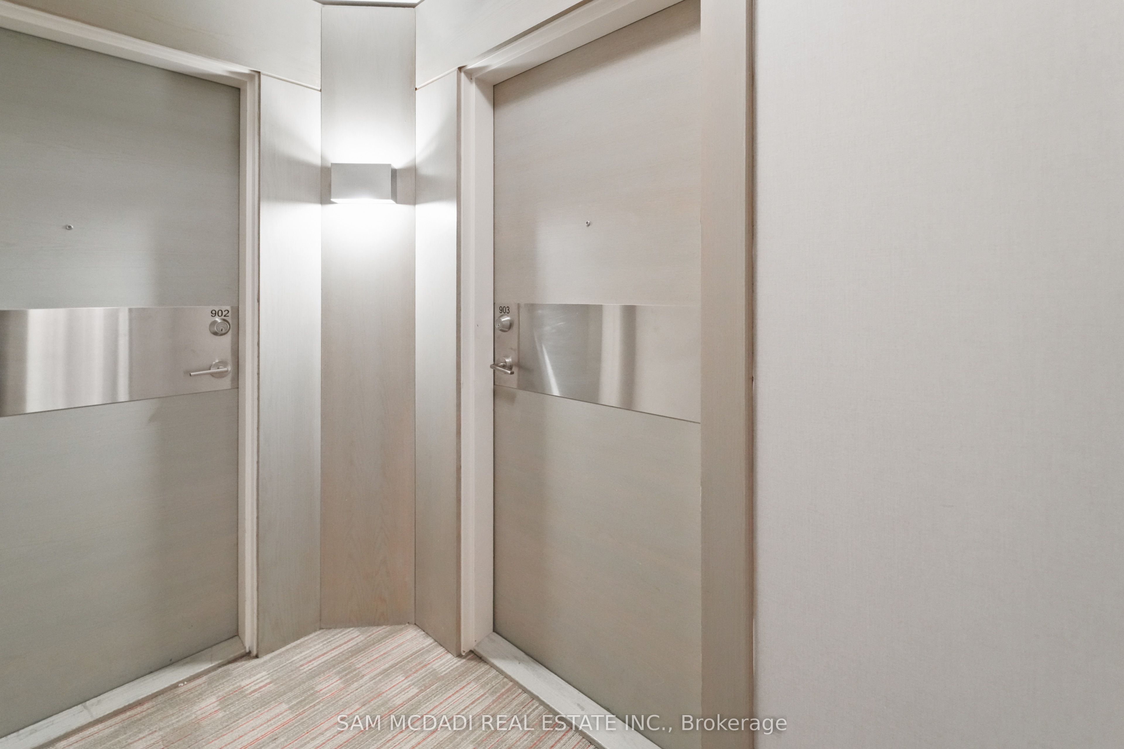 2055 Danforth Avenue 903