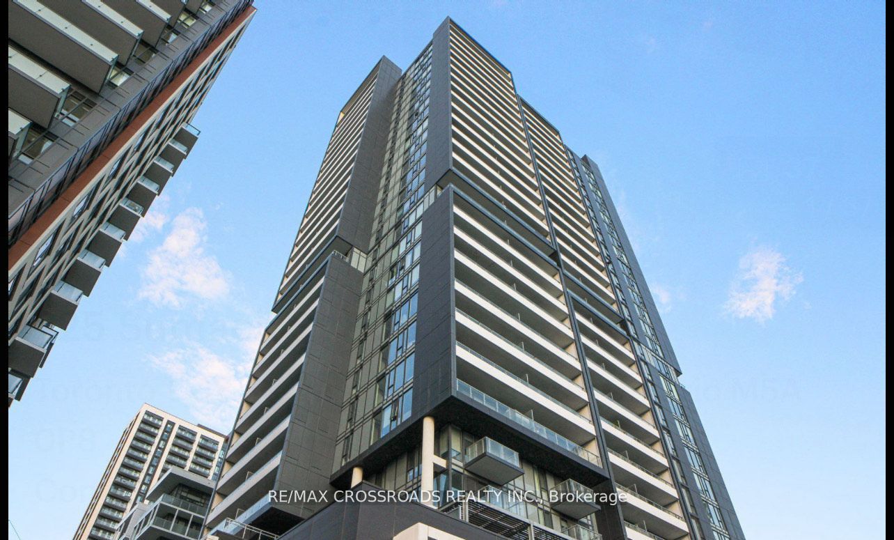 225 Sumach Street 808