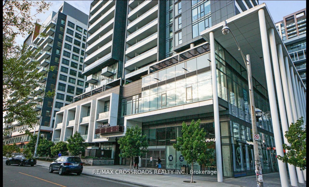 225 Sumach Street 808