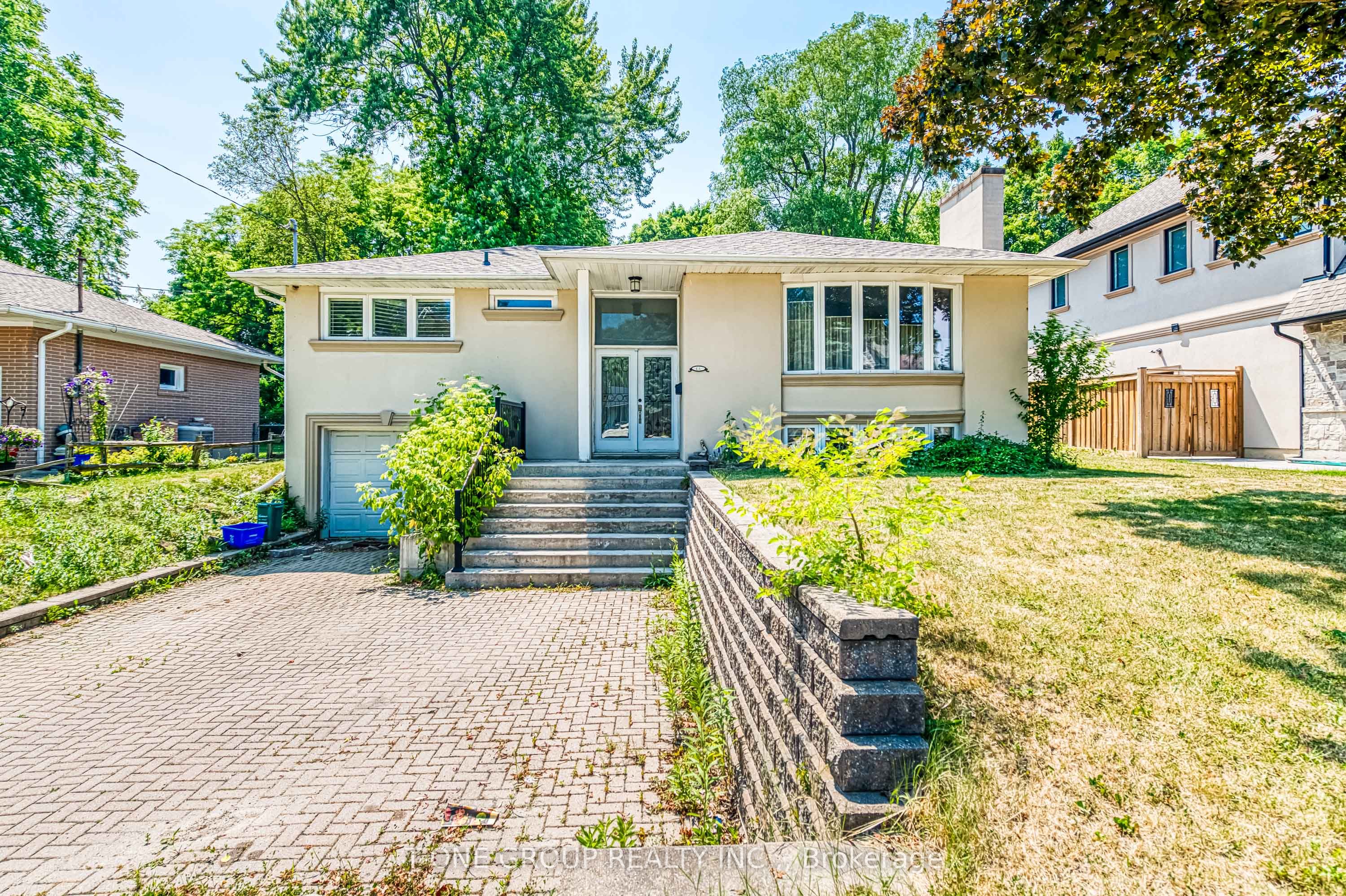 64 Hawkridge Avenue