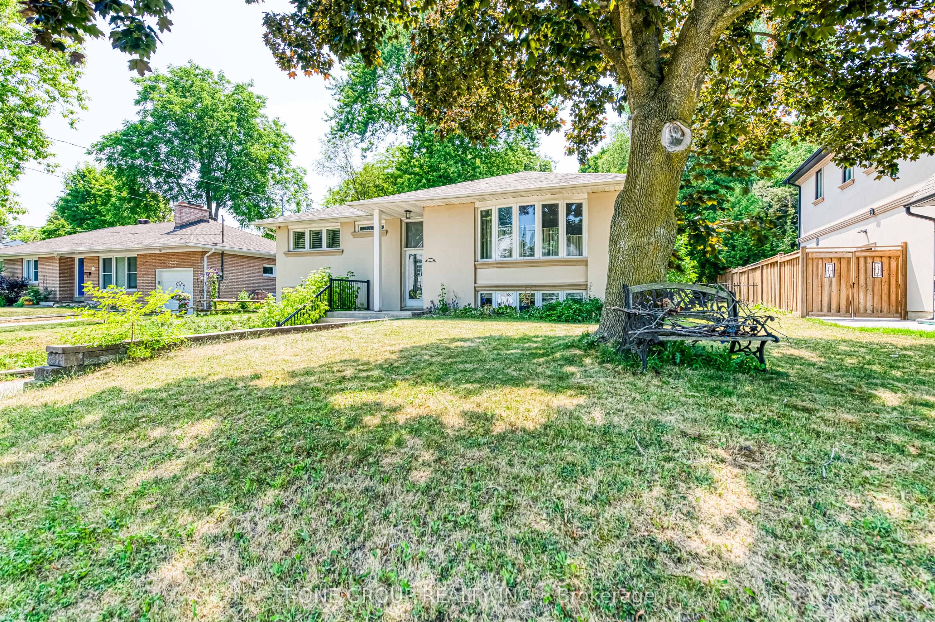 64 Hawkridge Avenue
