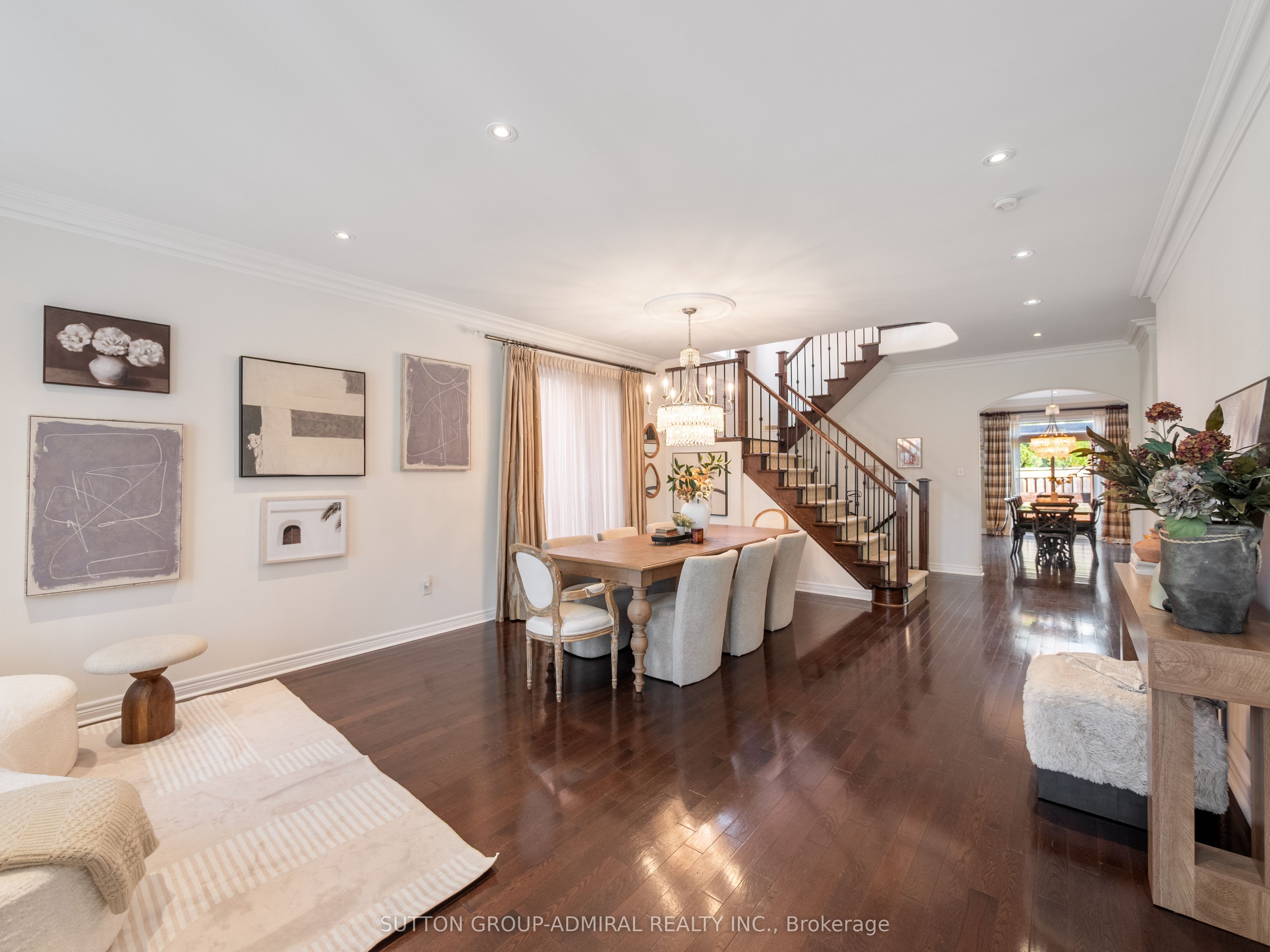 87 Rivington Avenue