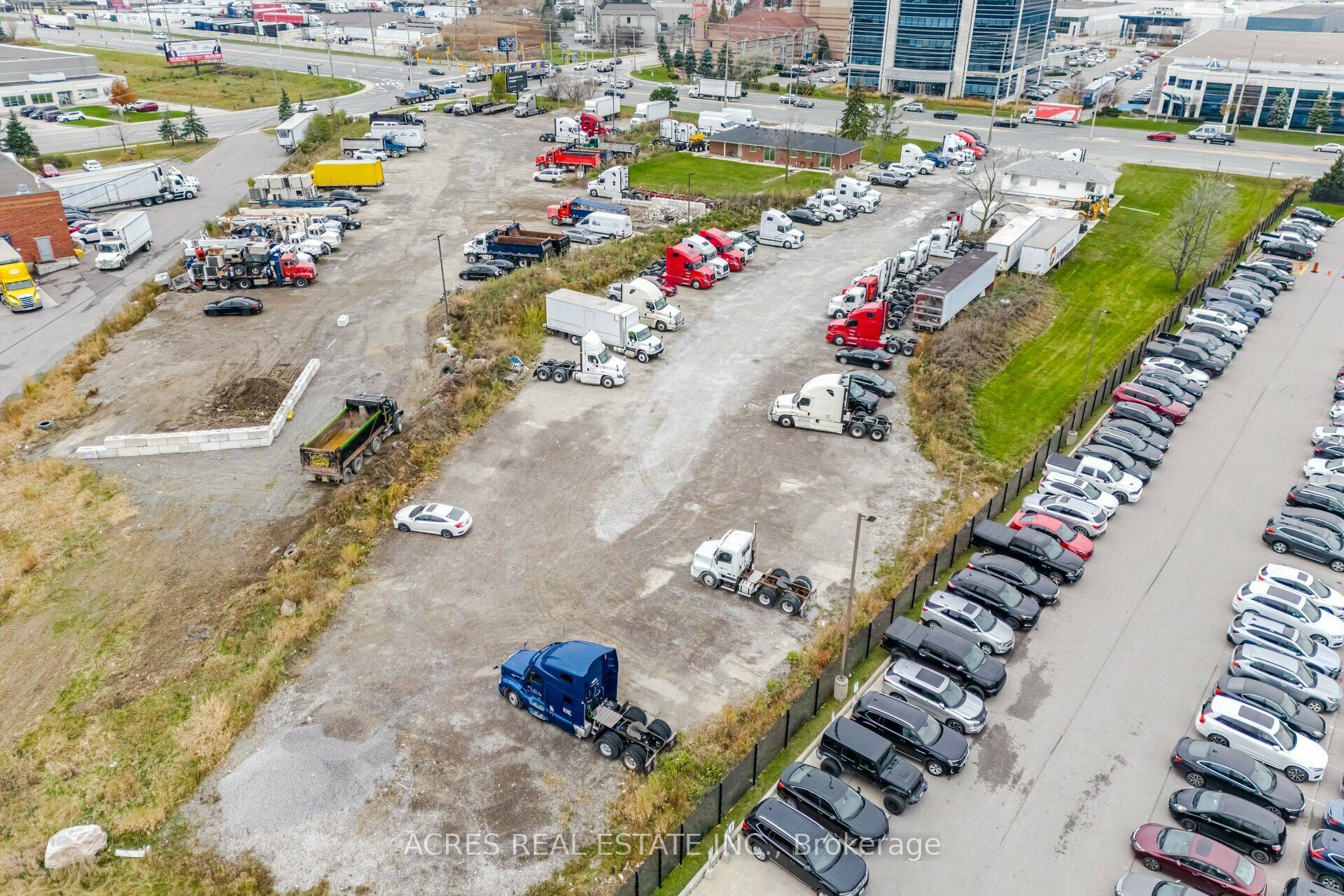 140-160 Derry Road E