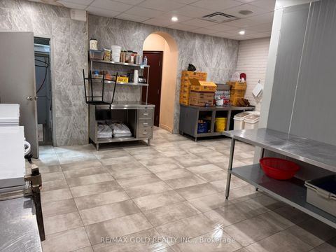 515 Danforth Avenue Toronto ON M4K 1P5