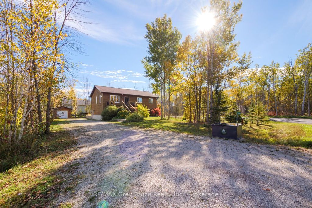 Photo of 104 Maple Drive, Northern Bruce Peninsula, ON N0H 1Z0 (MLS # X13023126)