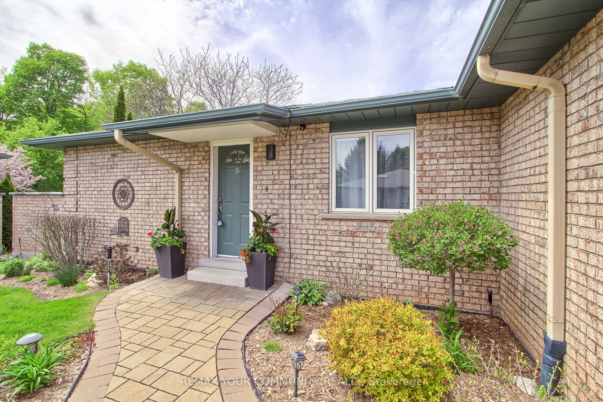 23 Reddington Drive 5