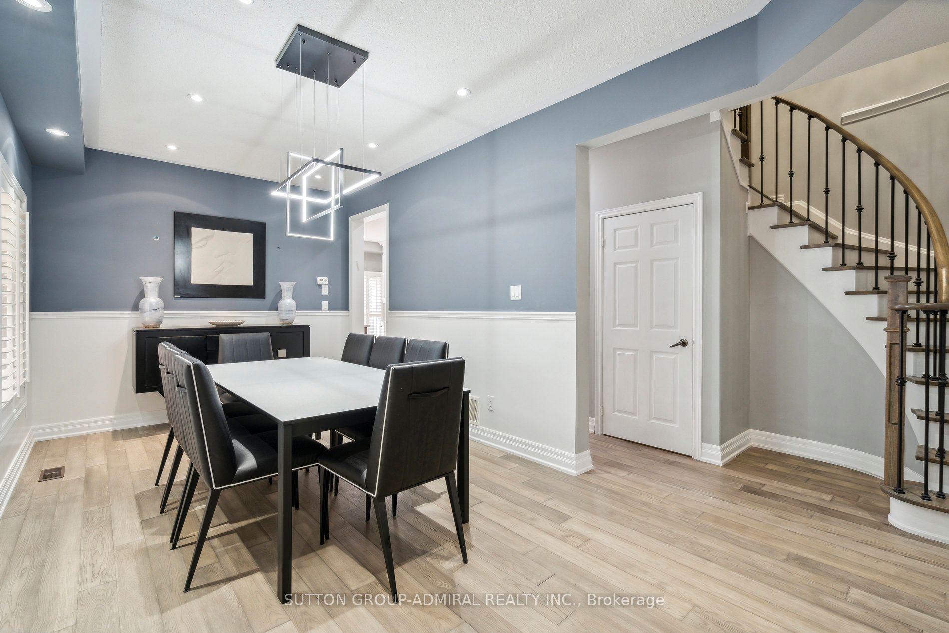 30 Blue Grouse Road