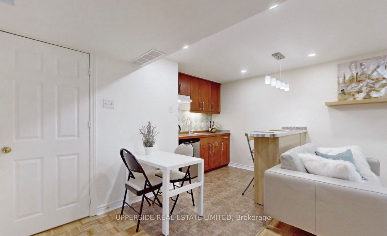 15 Patrice Crescent Bsmt