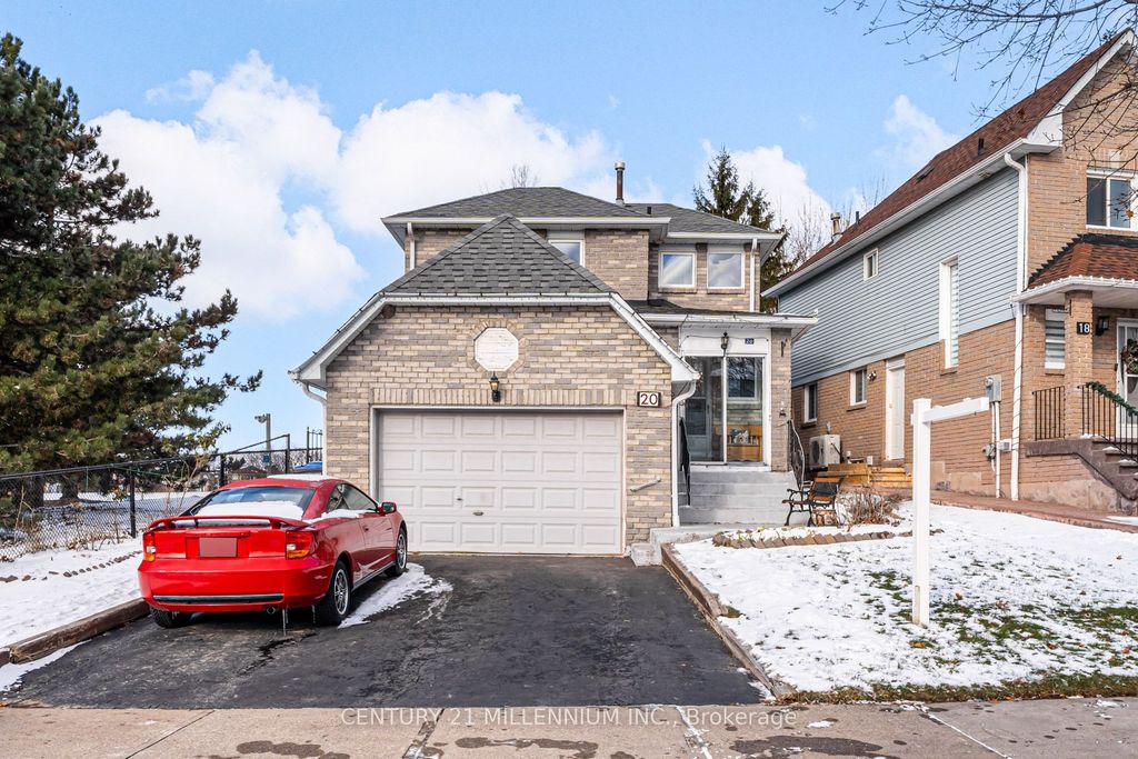 Photo of 20 Peelton Heights Road, Brampton, ON L6Y 2J2 (MLS # W12613802)