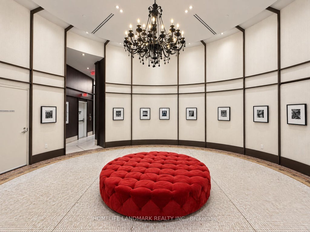 Photo of 197 Yonge Street #4213, Toronto, ON M5B 0C1 (MLS # C13755478)