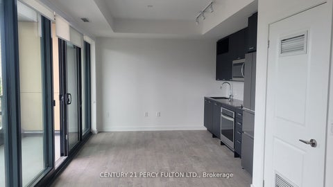 120 Eagle Rock Way 602 Vaughan ON L6A 5C2