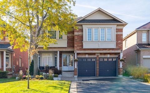 6844 Golden Hills Way Mississauga ON L5W 1P3