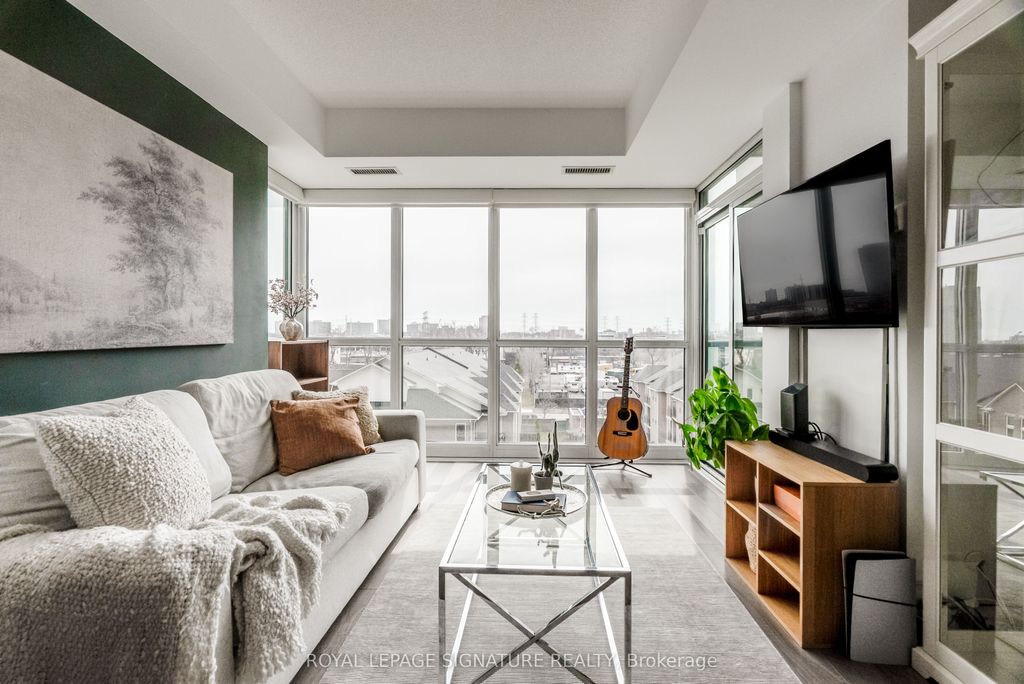 Photo of 35 Brian Peck Crescent #515, Toronto, ON M4G 0A5 (MLS # C12939536)