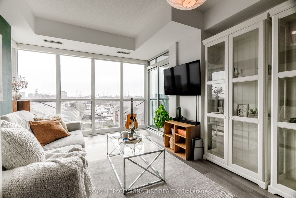 Photo of 35 Brian Peck Crescent #515, Toronto, ON M4G 0A5 (MLS # C12939536)