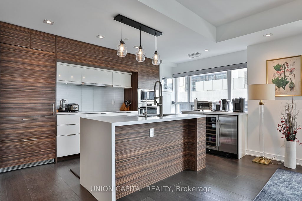 Photo of 88 Scott Street #1309, Toronto, ON M5E 0A9 (MLS # C13796066)