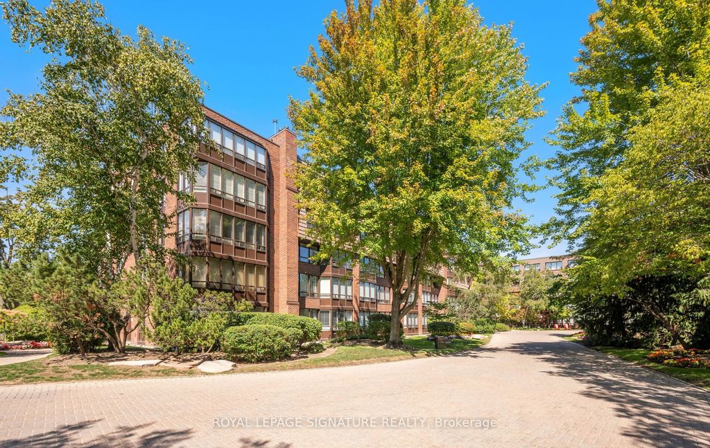 Photo of 255 The Donway N/A W #115, Toronto, ON M3B 3M3 (MLS # C12667894)