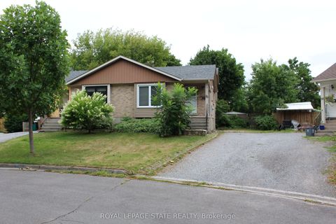 Photo of 19 cecelia Court, St. Catharines, ON L2M 7R7 (MLS # X12474355)