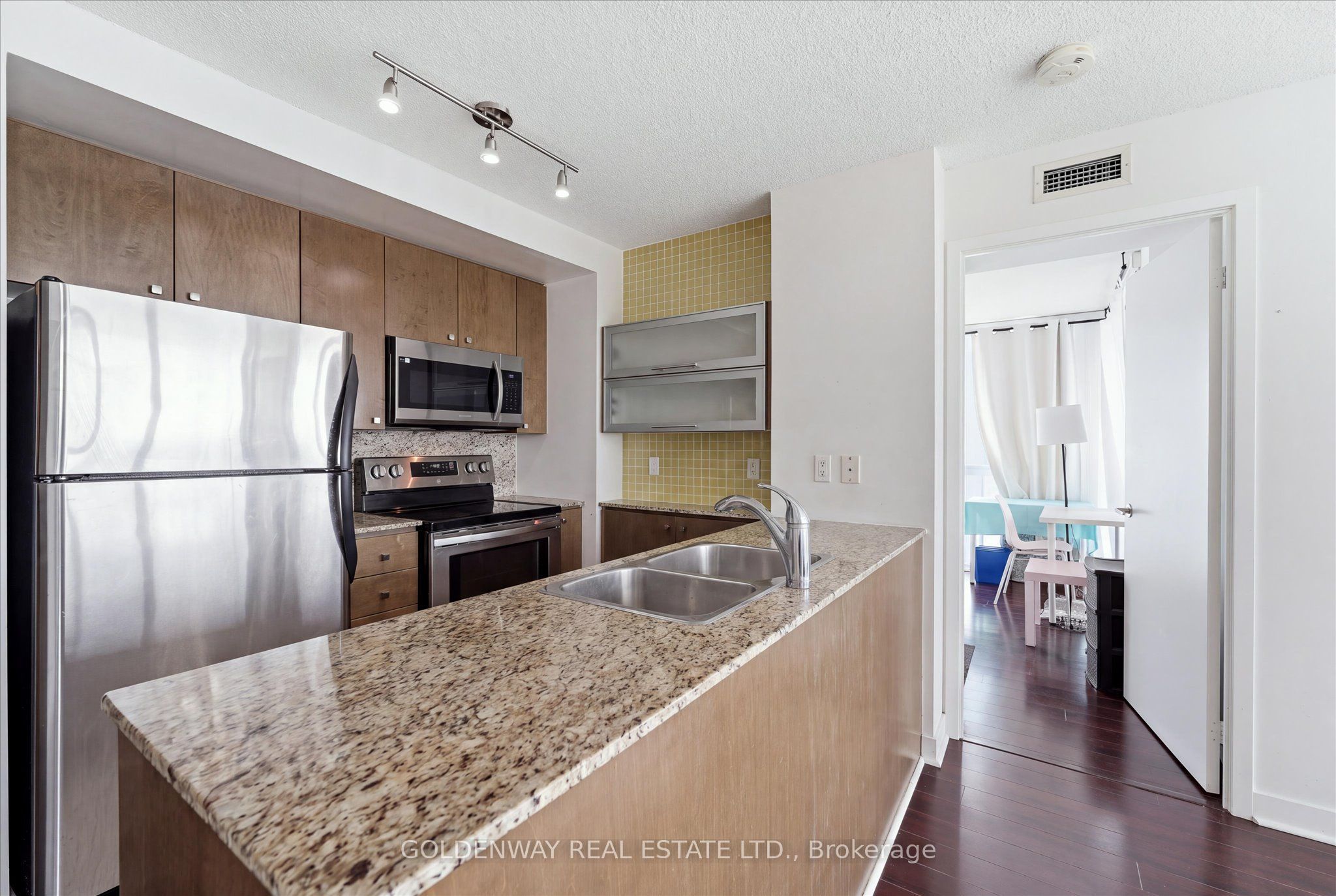 11 Brunel Court 5015
