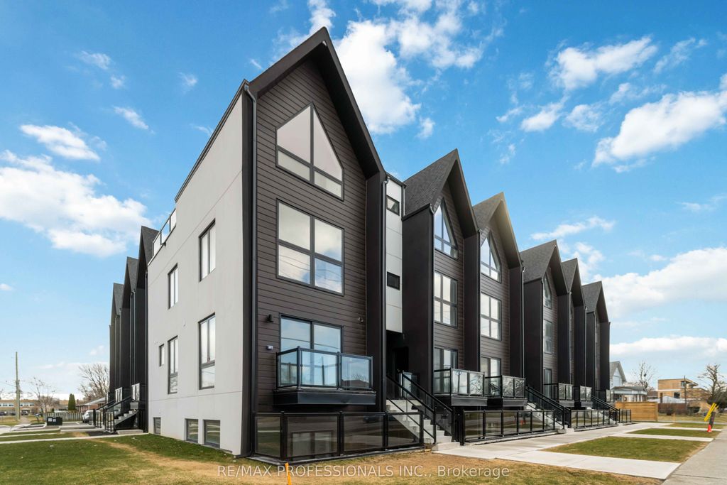 Photo of 7277 Wilson Crescent #106, Niagara Falls, ON L2G 4R8 (MLS # X12750874)