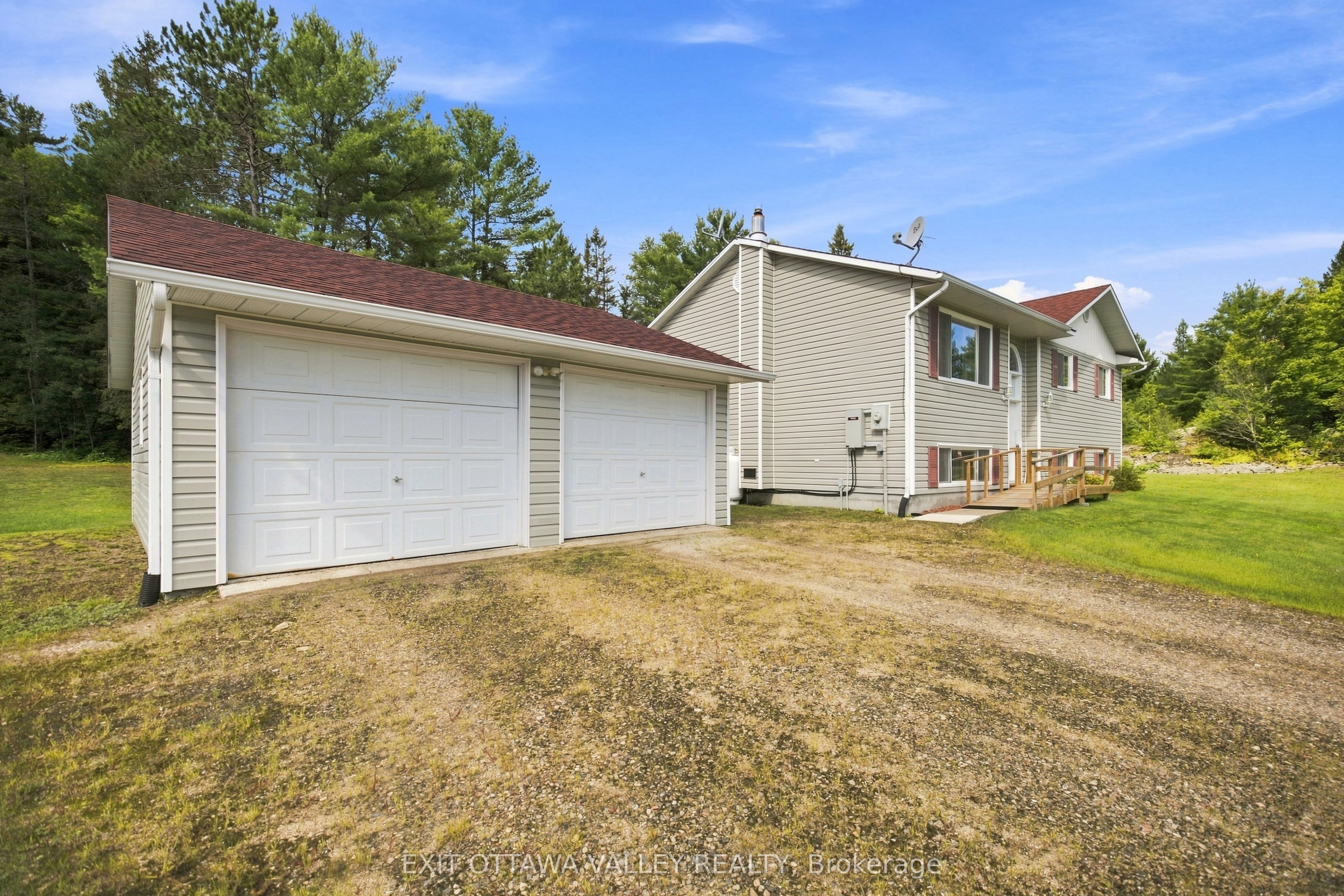 64 Mackey Creek Road - Photo 2