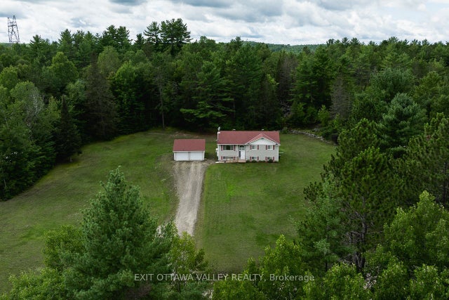 64 Mackey Creek Road