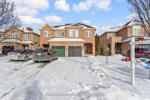 7307 Cork Tree Row Mississauga ON L5N 8N9