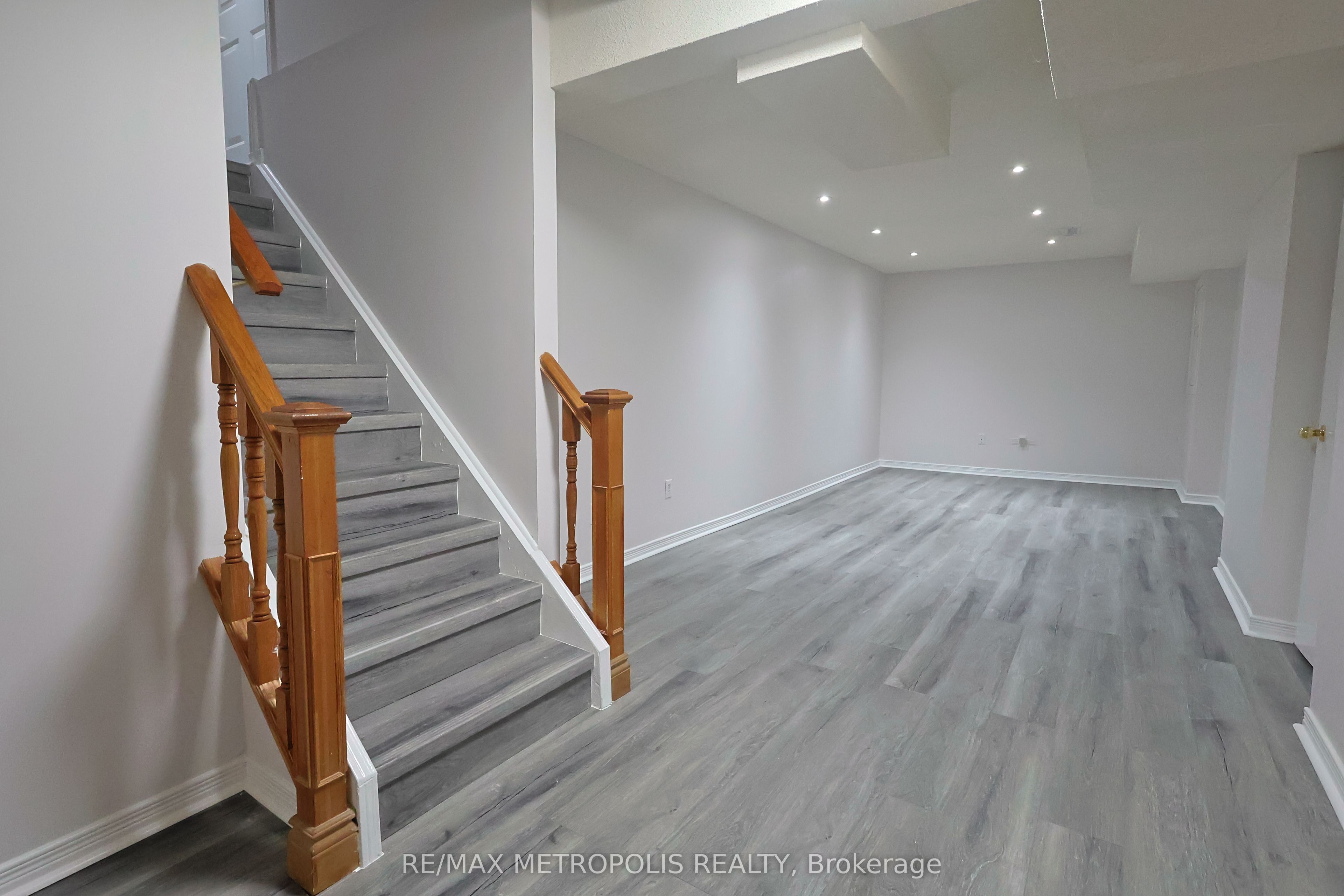 104 Sail Crescent BSMT