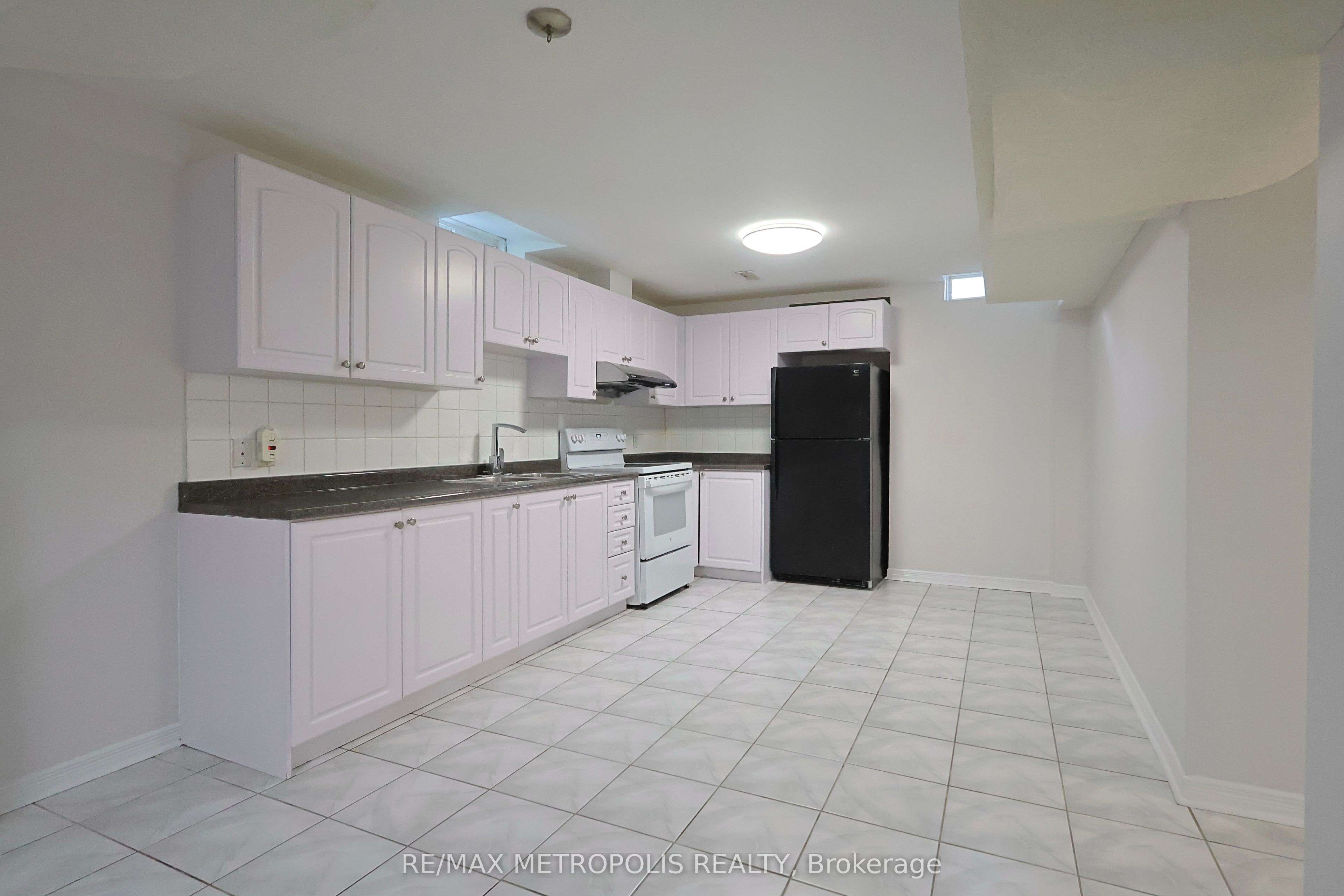 104 Sail Crescent BSMT
