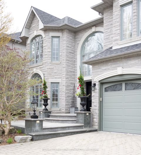 Photo of 60 Bowan Court, Toronto, ON M2K 3A7 (MLS # C12527544)