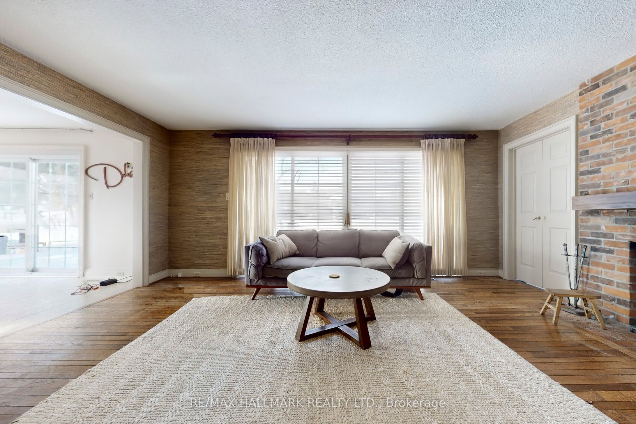 11222 Bayview Avenue