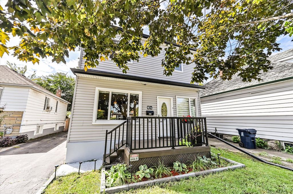 Photo of 94 Meighen Avenue, Toronto, ON M4B 2H7 (MLS # E12392463)
