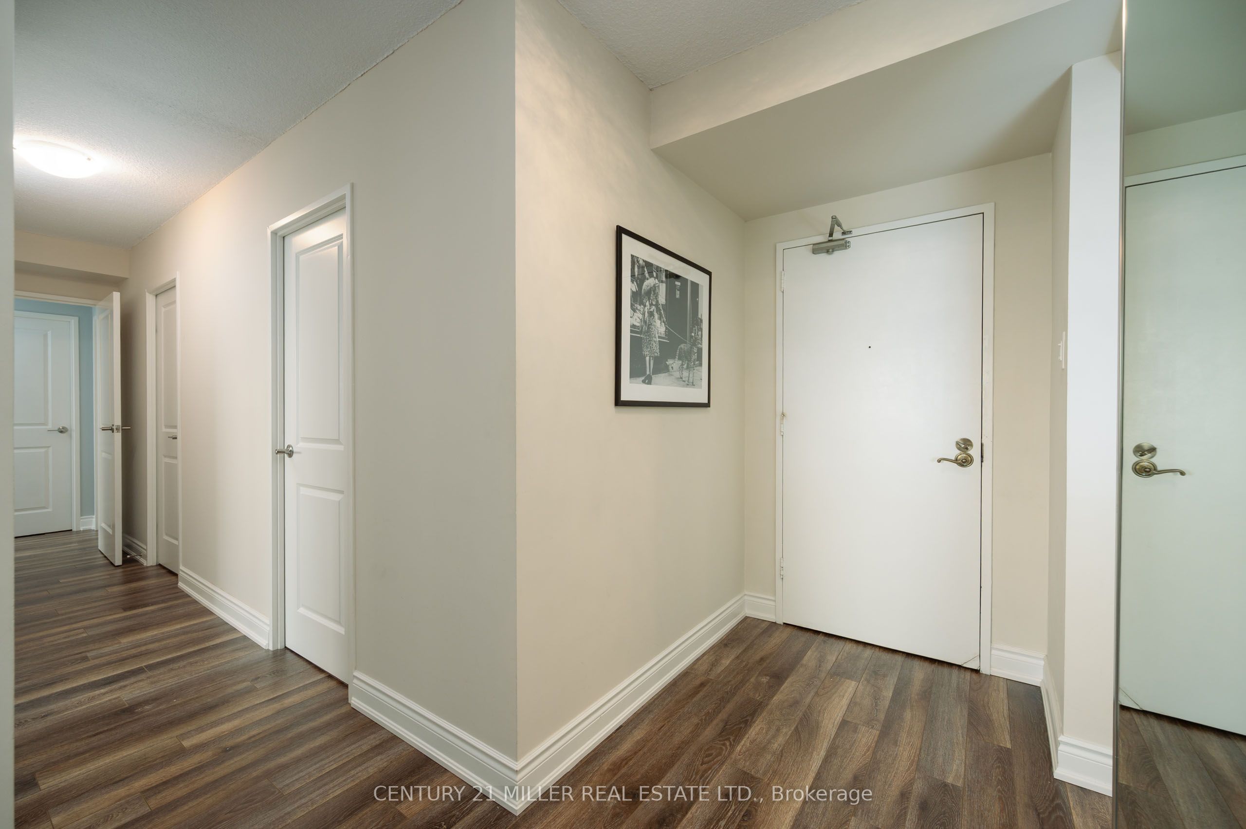 1359 White Oaks Boulevard 804