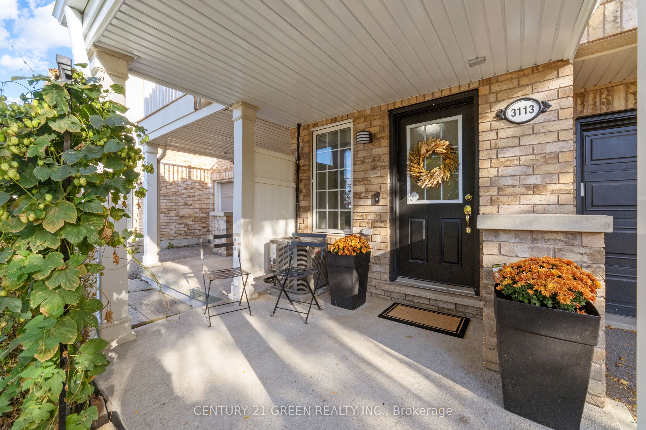 3113 Stornoway Circle