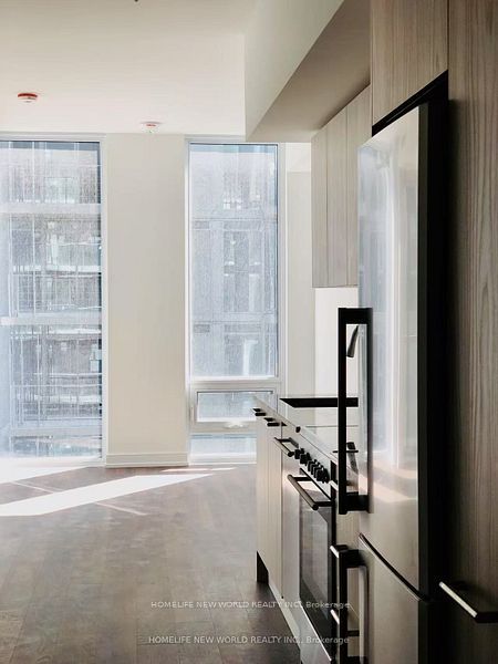 28 Wellesley Street E 2605