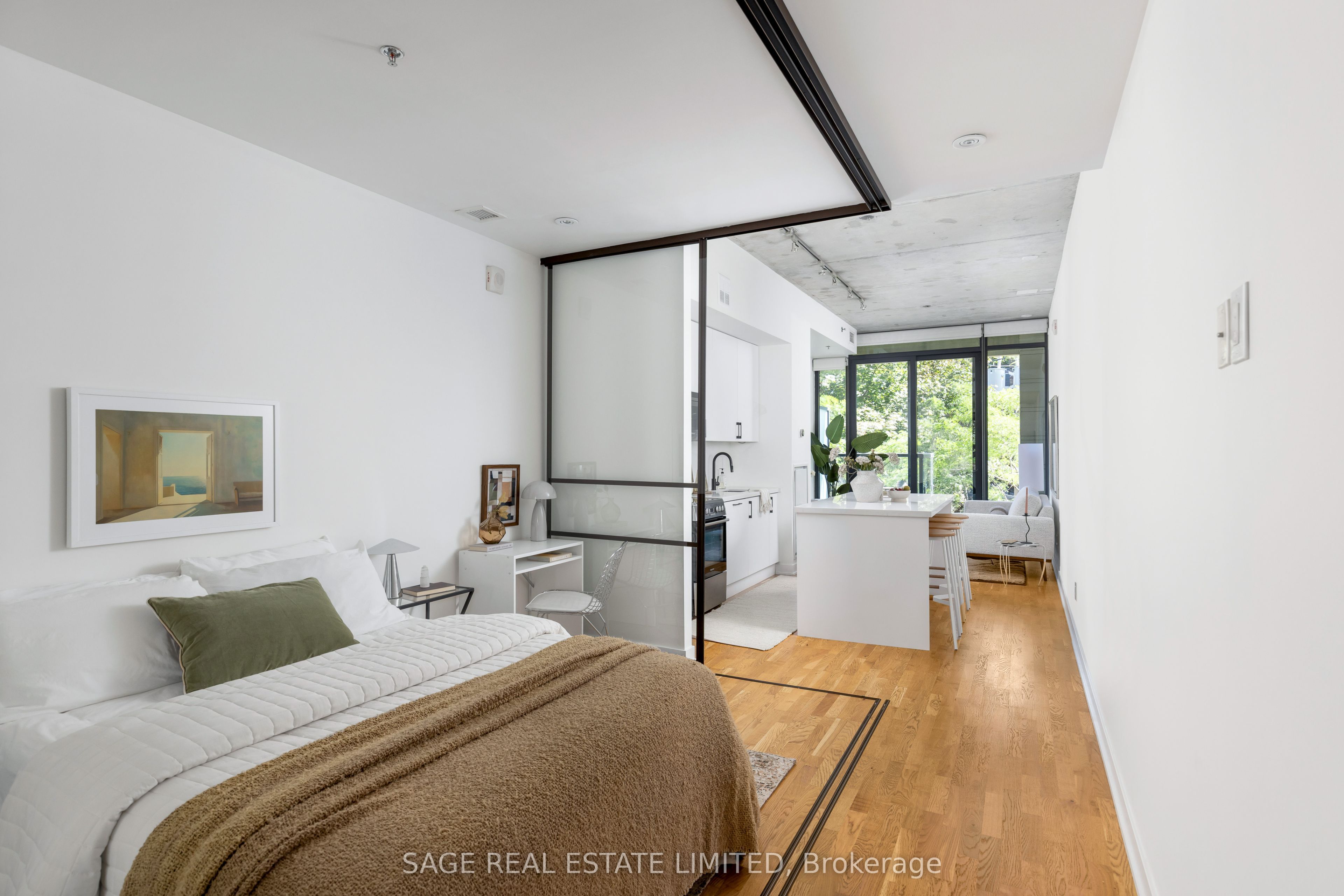 8 Dovercourt Road 216